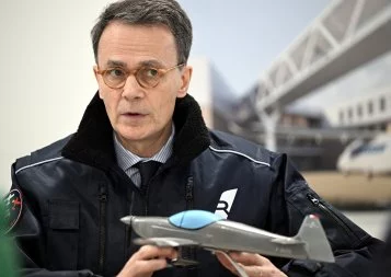 Une visite de haut vol chez Aura Aéro