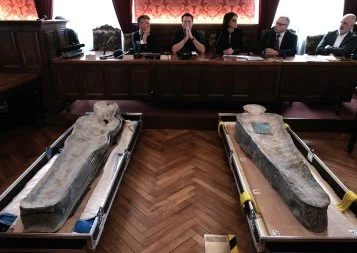 Les sarcophages de Notre-Dame de Paris révèlent leurs secrets à Toulouse