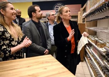 Le Super tout nu, premier supermarché zéro déchet de France s'ouvre à Labège