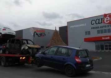 Les surplus auto et moto s'installent sur la zone du Mas de Rest à Gaillac