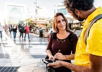 En Occitanie, l'appel aux dons devient un « vrai » métier