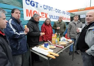 Noël noir et nuits blanches pour les salariés de Molex