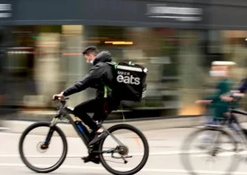 France Bleu Hérault. Le réseau UberEats s'étend dans la région montpelliéraine