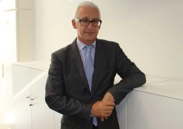 Quels sont les profils recherchés par LCL à Balma ?