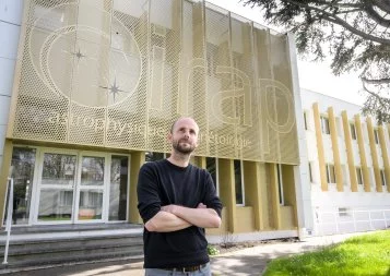 Recherche. Allo Orion ? Ici la Terre !