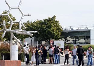 Sanofi Toulouse échapperait à la fermeture mais attend des précisions