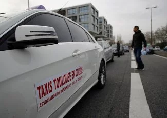 Pour les taxis toulousains, Uber et les VTC leur coûtent 30% de chiffre d'affaires