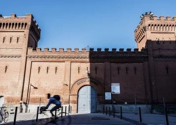 A Toulouse, la Cité judiciaire de l'ex-prison Saint Michel est toujours en sursis