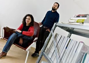 L'agence toulousaine de design A + B saute au E comme éditeur