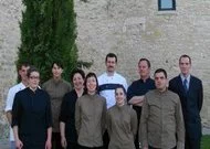 Au Château de Salettes : charme, gastronomie, verdure, culture, dans un écrin