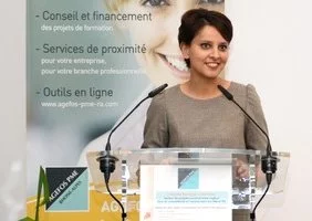 La ministre des Droits des femmes distingue l'Agefos PME Midi-Pyrénées