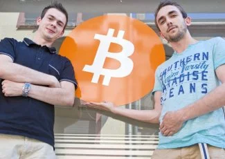 Deux Toulousains créent MineOnCloud, le premier distributeur de bitcoins en province