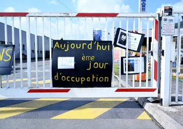 Dans l'Aveyron, les Sam dorment à l'usine pour veiller sur les machines